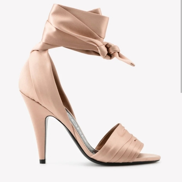 New Tom Ford 105 Satin Wraparound Pastel Pink Sandals NWT 8 US/38 EU - Picture 2 of 6
